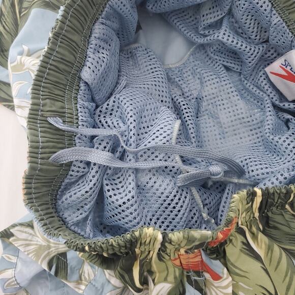 Speedo | Tropical Floral Print Swim Trunks with Pockets - Picture 7 of 8